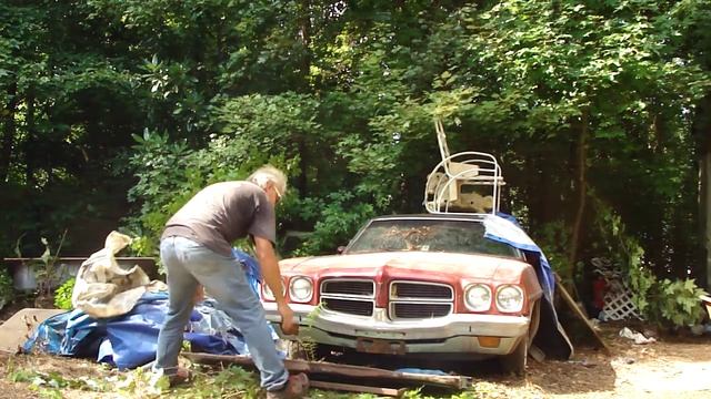 *BARN/FIELD FIND" 72 PONTIAC LEMANS NO GTO BUT STILL SWEET