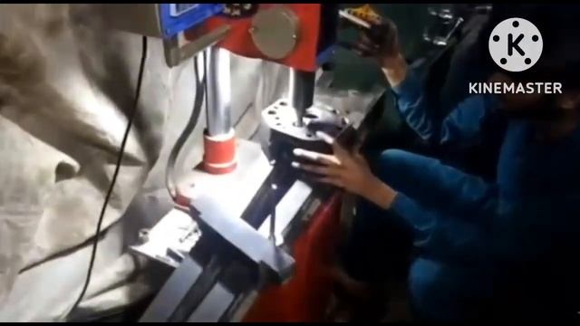 Head seat cutting machine