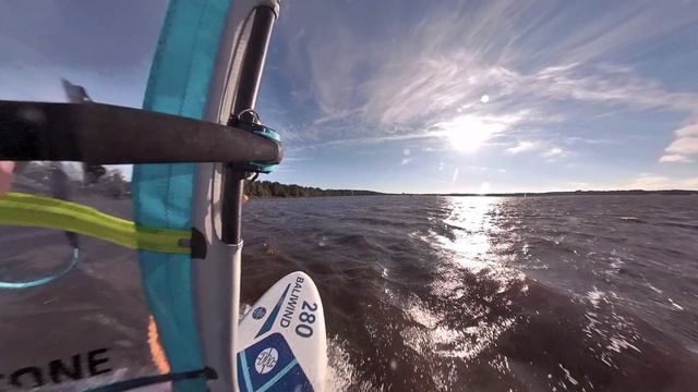 Надувная доска для виндсерфинга Baliwind 280, глиссирование, озеро Разив, Санкт-Петербург