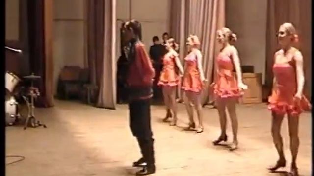 ТГАТУ АРХИВ Самодеятельность в ЦКиД 5_ 12_ 2001 г.