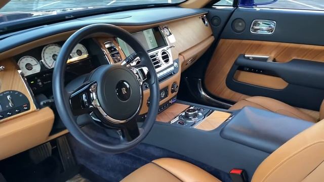 6658UC - 2016 ROLLS-ROYCE WRAITH