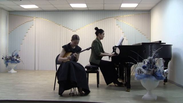 Трухина Анна  В.Городовская  "Чернобровый,черноокий..."