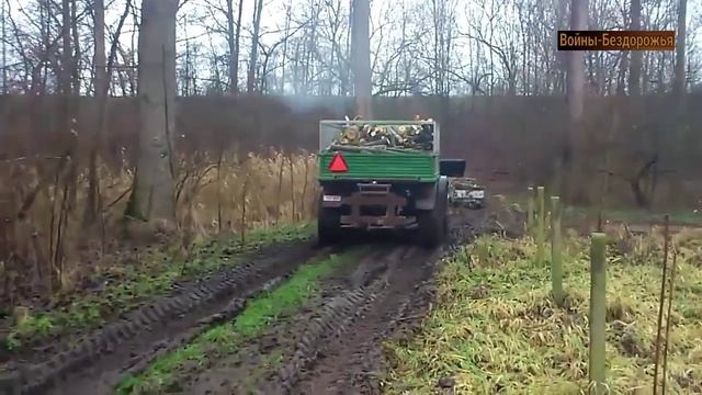 Потрясающие полноприводные грузовики Unimog _ старые грузовики Mercedes Benz.