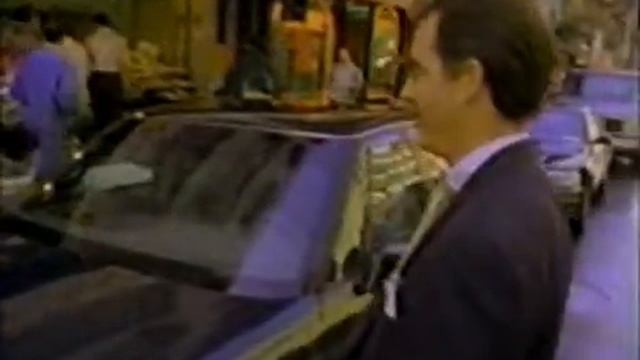 Pontiac Bonneville commercial (1992)