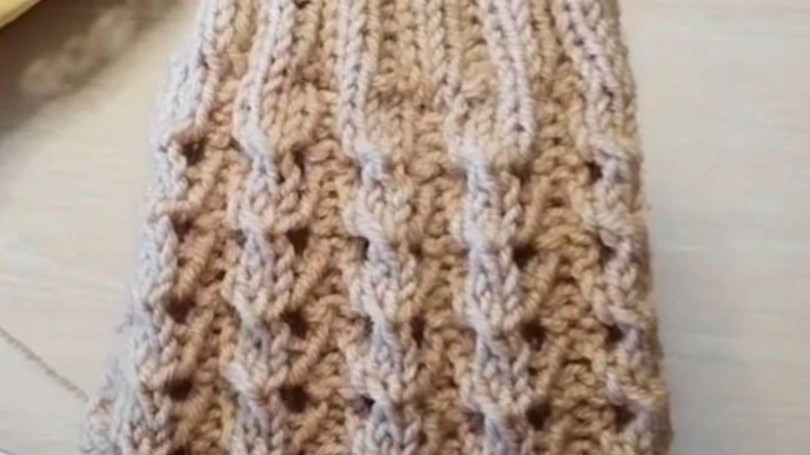 Ажурные носочки, вяжутся на одном дыхании, простой и красивый узор. Узоры для носков.