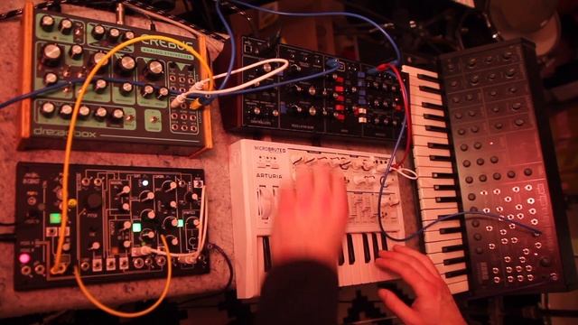 Poly chaining analog synths with Logic Pro X