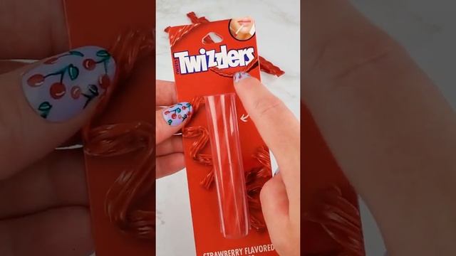 Бальзам для губ Twizzlers Candy!  #бальзам для губ #конфеты