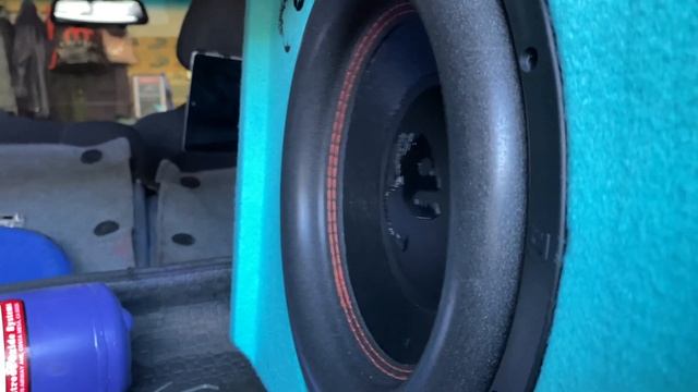 Установка сабвуфера DL AUDIO Piranha 12A Marine V.2 в Nissan Sunny California. Обзор и прослушка