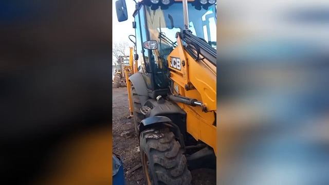 ремонт передней стрелы JCB.mp4