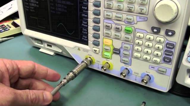 EEVblog #707 - Rigol Oscilloscope Probe Performance