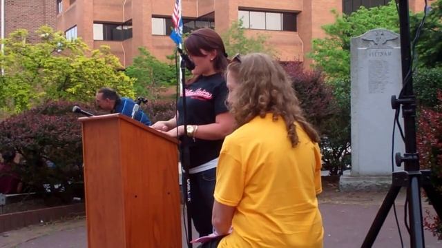 Erin Stewart at New Britain Pro Education Rally 5-22-13