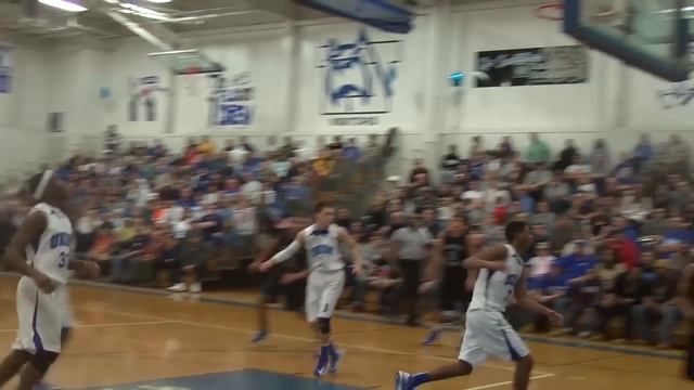 Elijah Minnie -- Lincoln Park (PA) dunks vs. Union High School