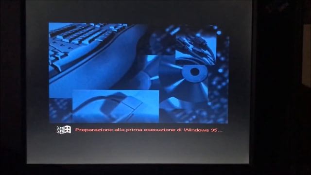 Provo Windows 95 in italiano nel mio vecchio portatile