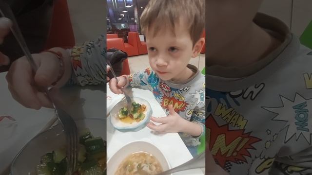 Платон в китайской столовой