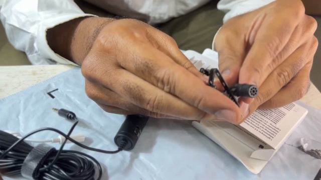Unboxing and Testing of Boya BYM1 Mic - Budget Mic for Youtubers and Lightning to Jack Adapter Appl