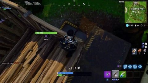 Fortnite: Non-Builder gets punished