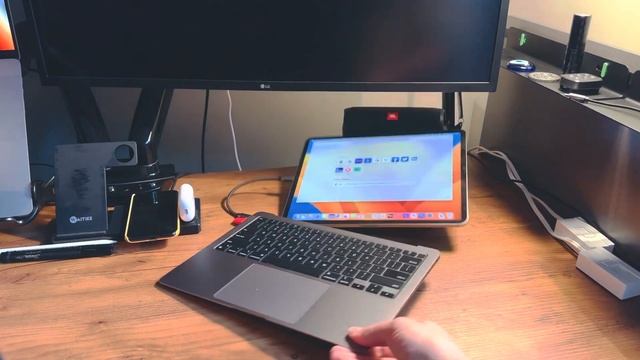 MacOS on an iPad?? or a Touchscreen MacBook??