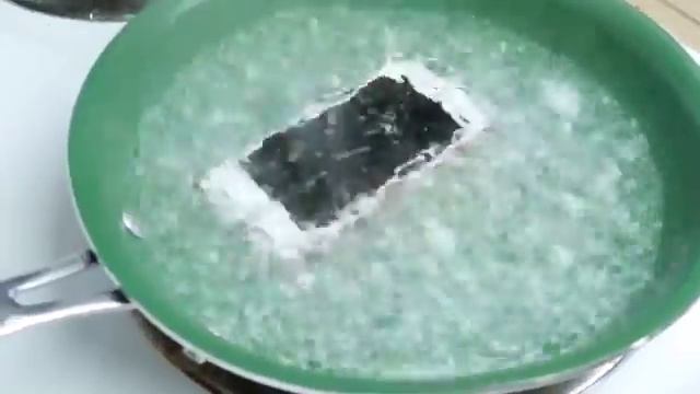Новый iPhone в Кипящей Воде!