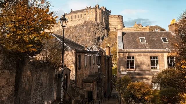 Ophelia Wilde - A quiet autumn playlist for walking through Edinburgh