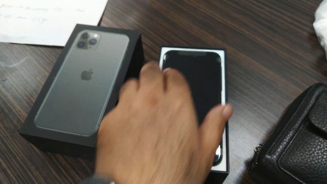 iPhone 11pro Midnight Green