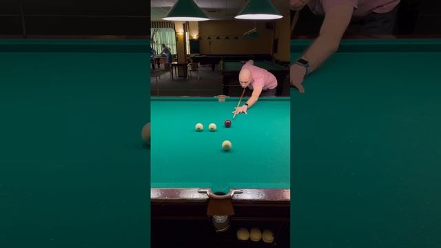 Не так просто как кажется 😉 #shorts #billiard #обучение #бильярд #развлечение #спорт