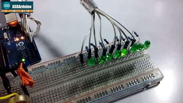 Arduino Uno:  2 potenciómetros x 8 leds (Control de luces)