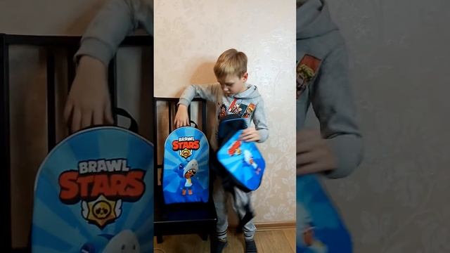 ОБЗОР РЮКЗАКА С ЛЕОНОМ АКУЛОЙ 🤔🤔