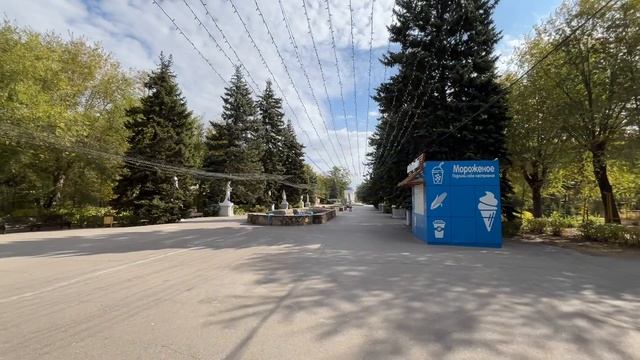 Обзор парков города Волжский. Где отдыхает провинция? Осень на юге