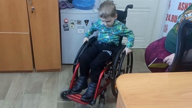 Маленький Данил, для которого амурчане собрали почти полмиллиона рублей, посетил редакцию АСН24
