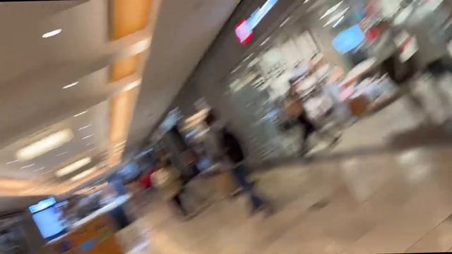 Vancouver Travel Vlog -Pacific Centre -Sinhala/Harshi&Wee