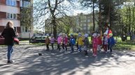 20.05.2021 Один из обучающих проектов детсада «Каруке» ведет волонтер из Франции