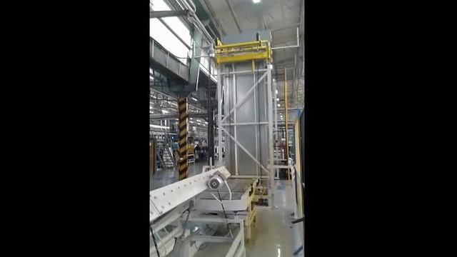 CONVEYORS - Factory automation with lifts