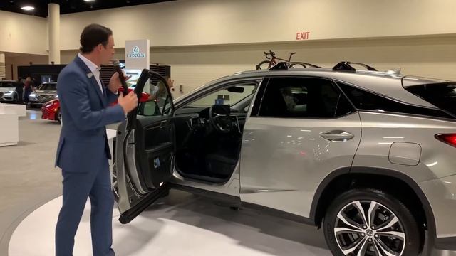 AUTO SHOW PRESENTER / HOST