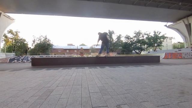 Betancourt Bridge, rollerblade skating training in Slow Mo