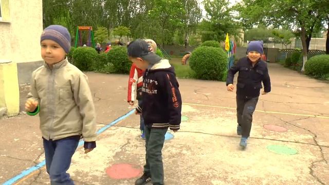 День в саду. Группа "Цветики" Д/с "Искорка"