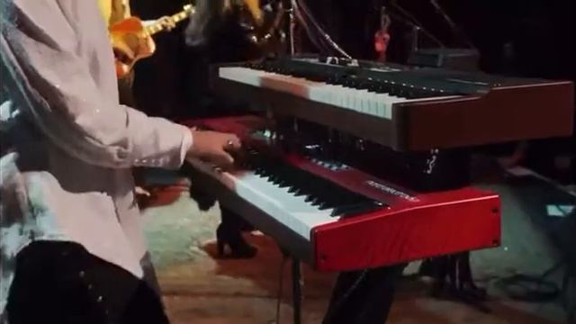 Fleetwood Mask