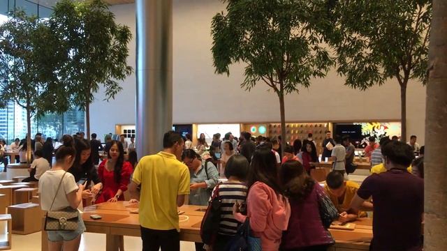 Apple store in Bangkok, Icon Siam