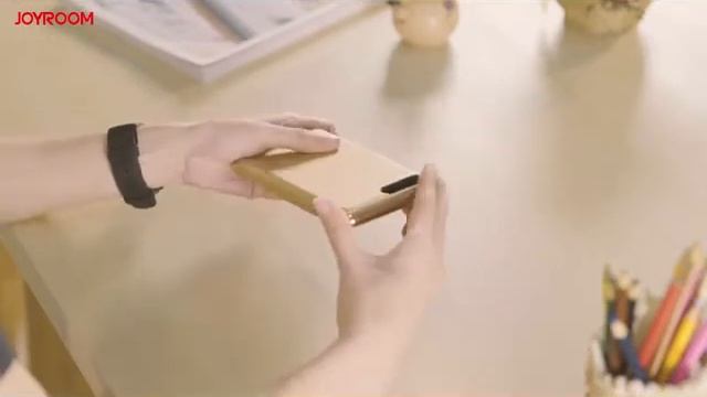 Чехол зарядное на iPhone 7