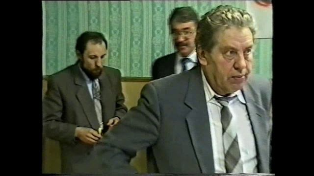 1996.02.16. Шалимовы на юбилее на работе в СМУ 52