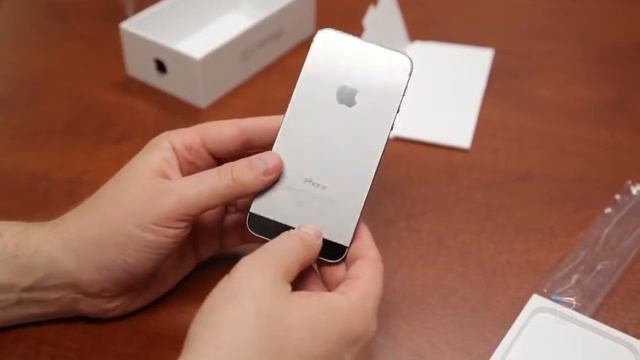 Unboxing iPhone 5s