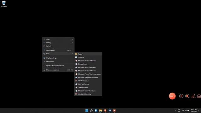 Windows 11 build 22000.120: Complete UI look through, Rounded corners, start, File Explorer, Store