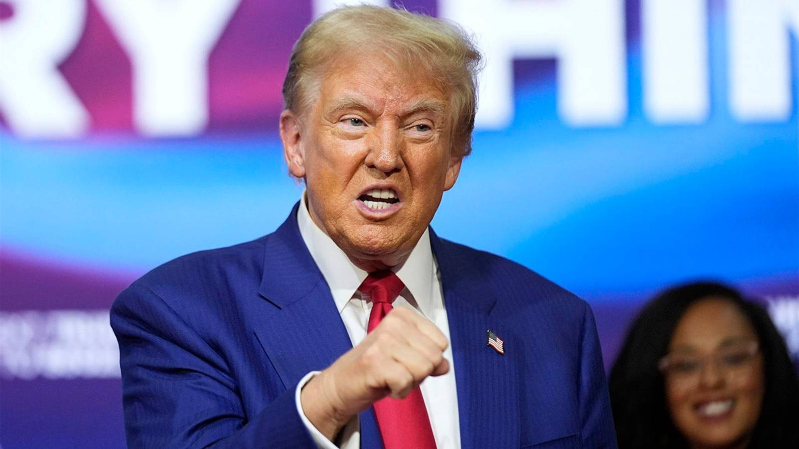 Трамп хочет ударить по Москве из-за войны в Украине