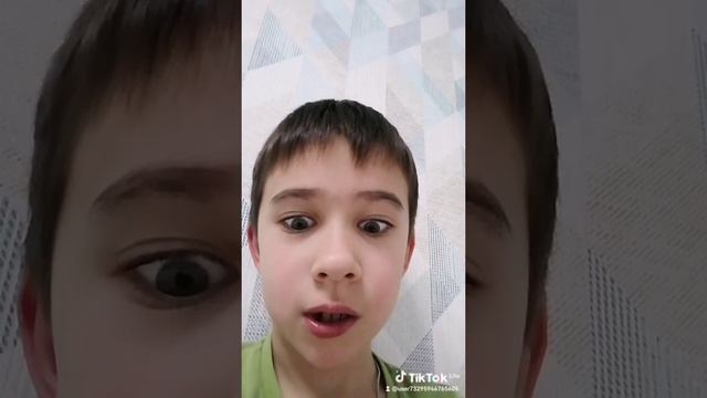 1 класс против 6 класа