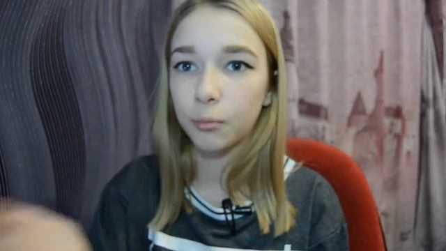 МОЯ КОСМЕТИКА//КРАШУСЬ В 10 ЛЕТ?