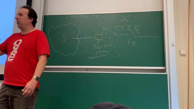 IoT Introduction 2019 Session 02 - Cloud, edge, fog, buses, stories