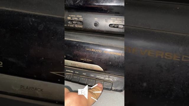 Есть у кого кассеты послушать?