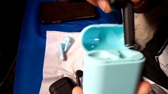 i7Mini Black with Problem to charge the Headset | AliExpress