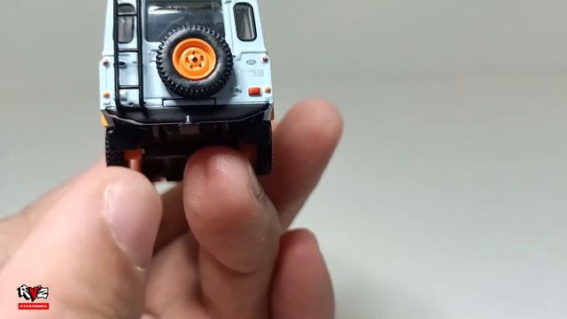 UNBOXING & REVIEW LAND ROVER DEFENDER 110 GULF | MINI GT 64 | DIECAST