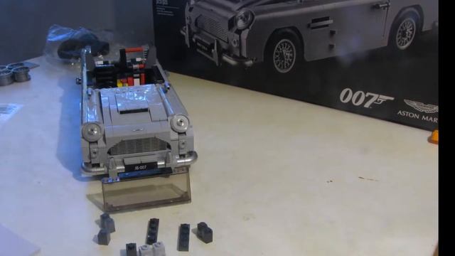 Lego James Bond Car - Stop Motion Assembly