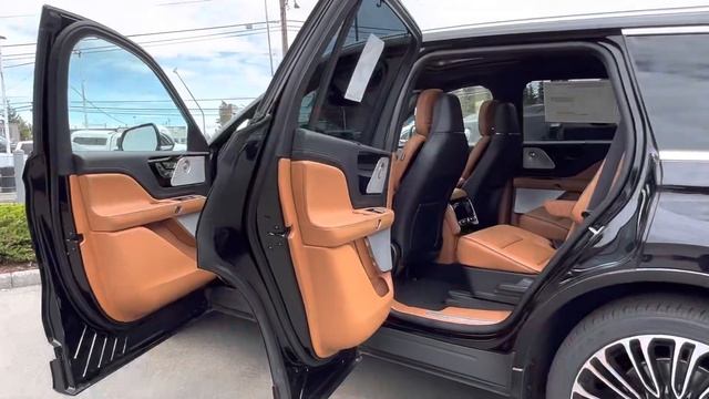 New Lincoln Aviator Black Label Interior Walk Around